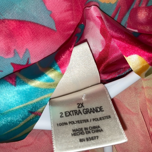 Robe - Picture 4 of 4